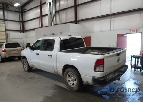 2023 Ram 1500 Tradesman 4X4 5'7 Box from USA, damaged, VIN 1C6RRFGG1PN641214